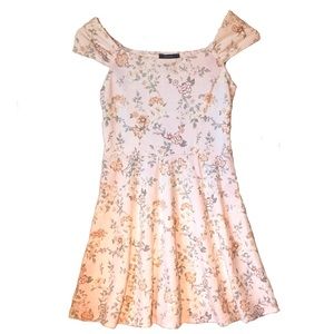 Forever 21 Pale Pink Floral Fit and Flare Off Shoulders Mini Dress Size Small